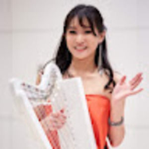 Meet your Posher, Chloe